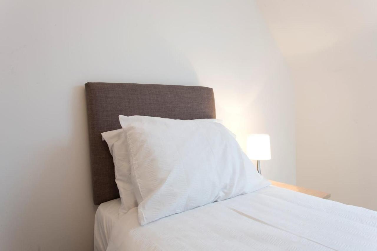 Remarkable 2-Bed Apartment In Culross Exteriér fotografie